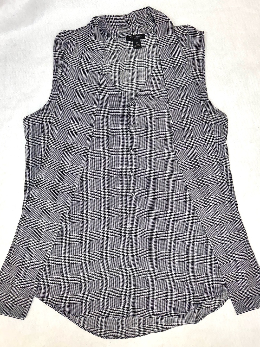 Ann Taylor Women’s Sleeveless Plaid V-Neck Blouse Tie Neck Bow Black & White SP